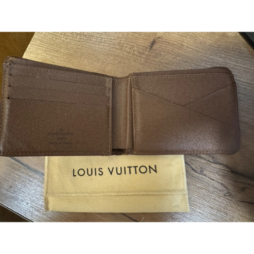 Louis Vuitton Wallet Monogram for Men – Luxury & Functionality