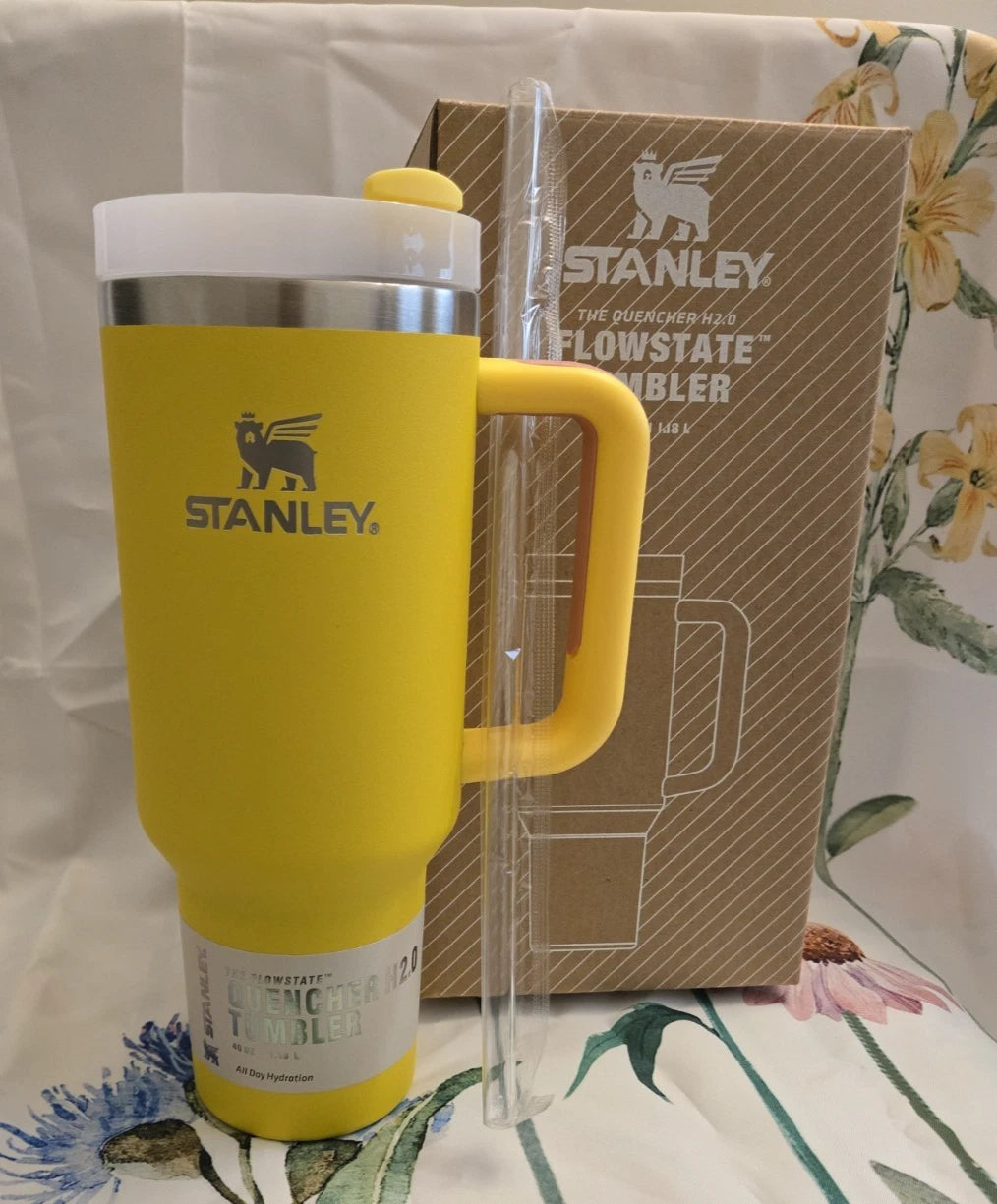 Stanley 40oz Quencher H2.0 Tumbler – Yellow for Everyday Hydration