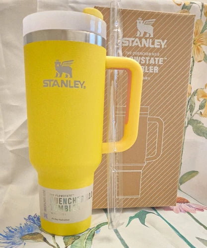 Stanley 40oz Quencher H2.0 Tumbler – Yellow for Everyday Hydration